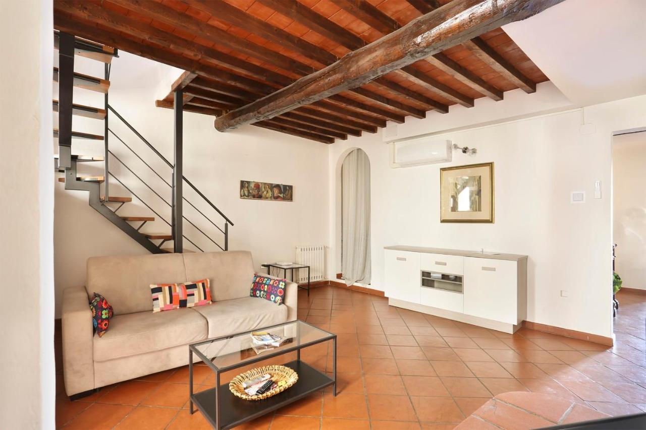 Tornabuoni In Apartamento Florencia